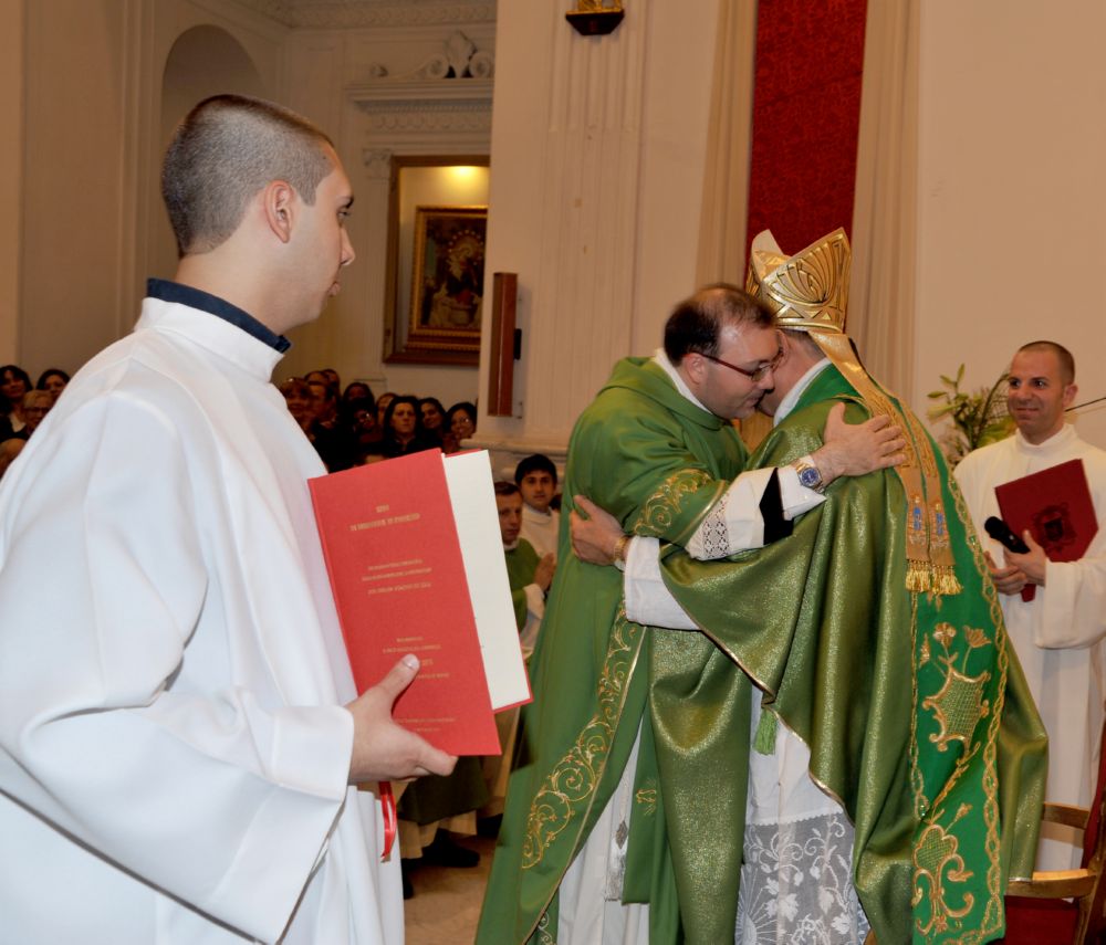 possesso-canonico-don-doriano-12-11-2011 (50)
